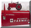 farmallMailbox.jpg (274922 bytes)